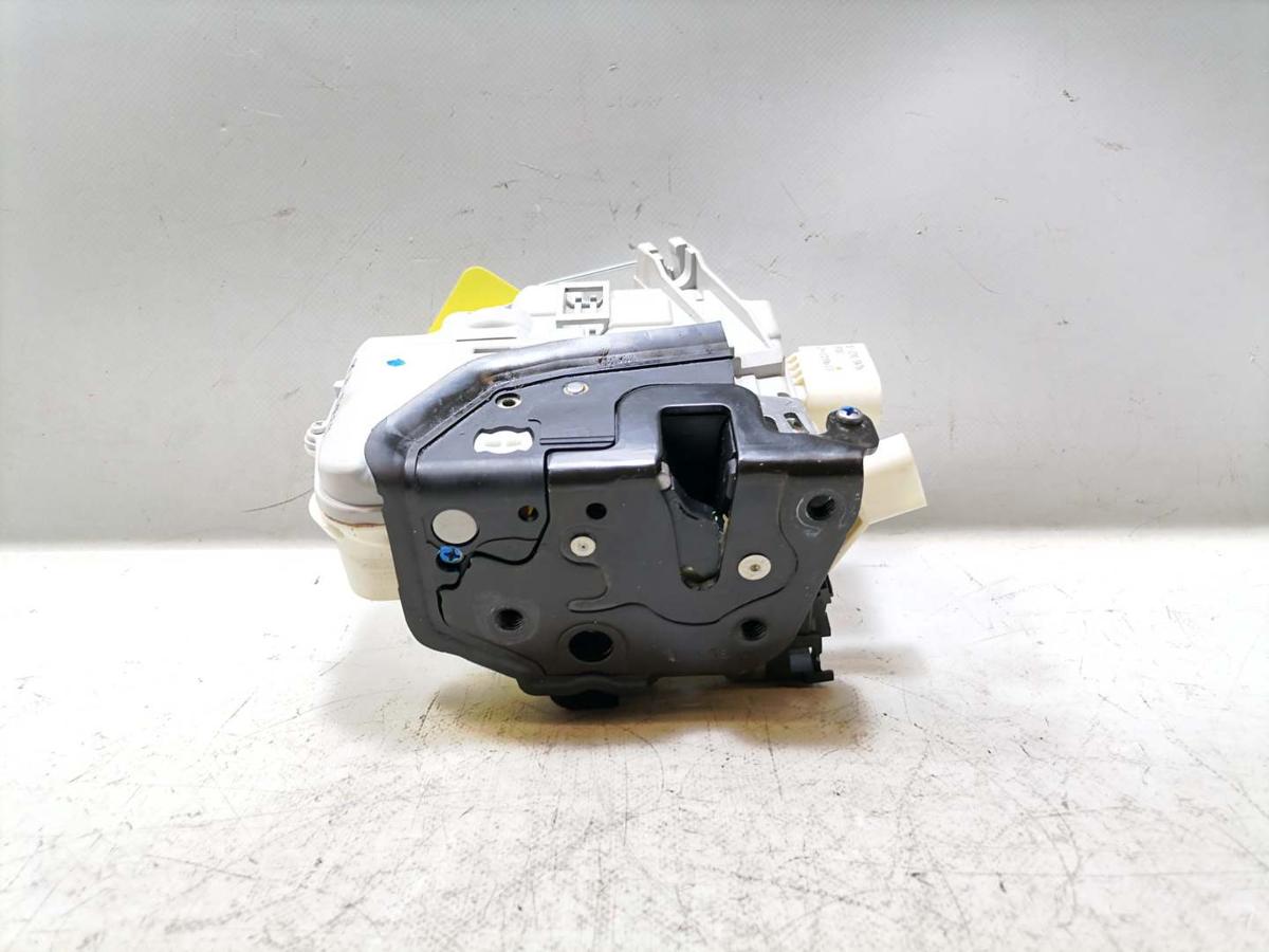 Porsche Macan original T&uuml;rschloss vorn links Bj.2015